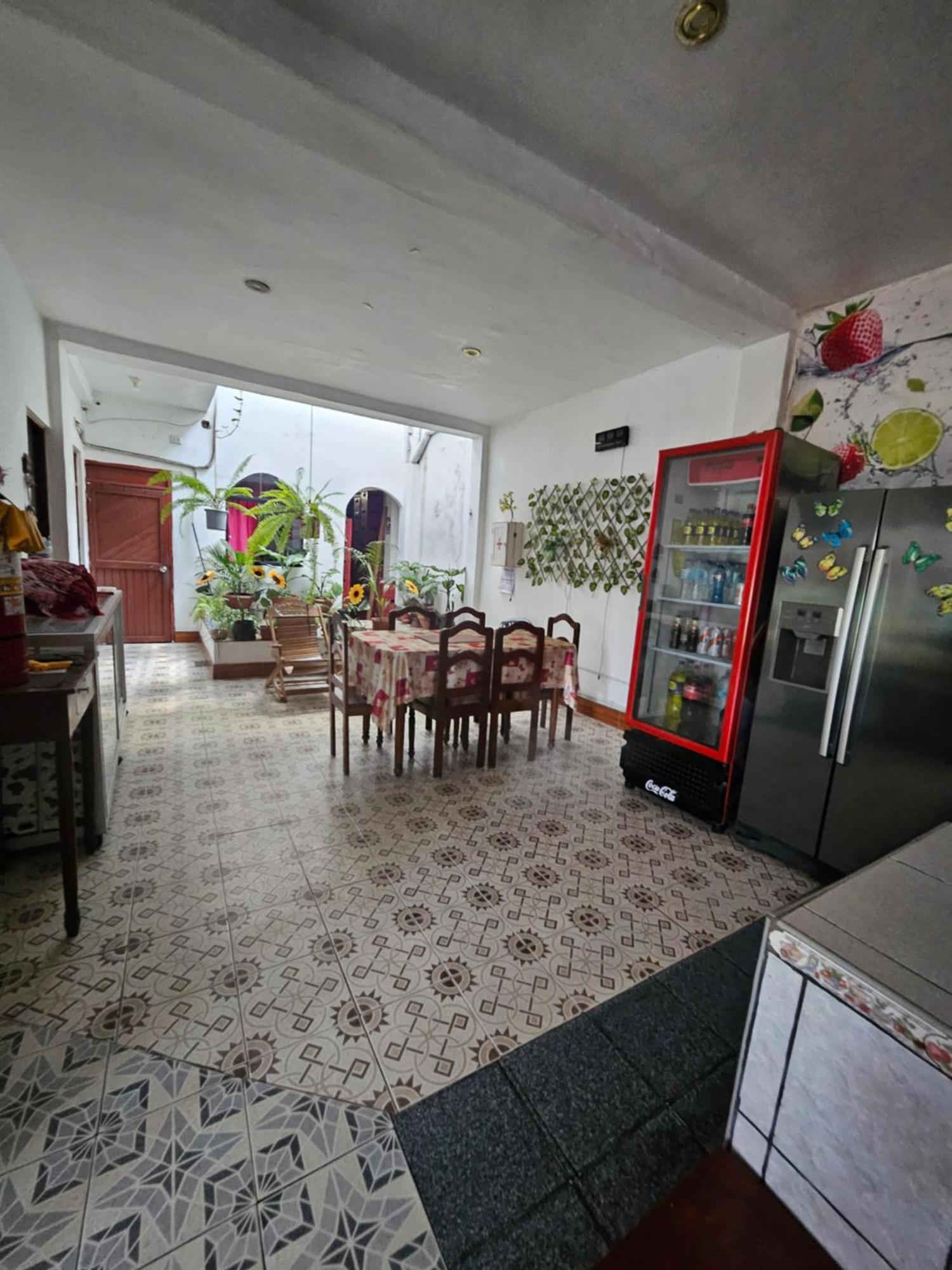 Sarisa House Hotel Iquitos Bagian luar foto